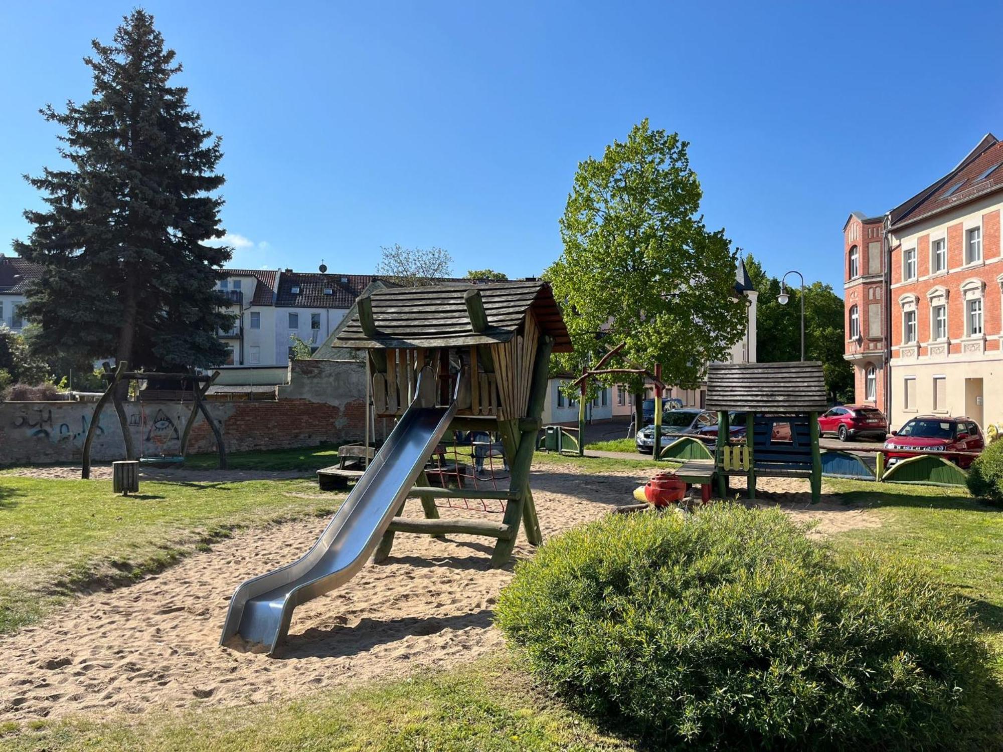 Fewo "Franzi" 5 Personen, Zentrale Lage, Parkplatz Dessau-Rosslau Exterior foto